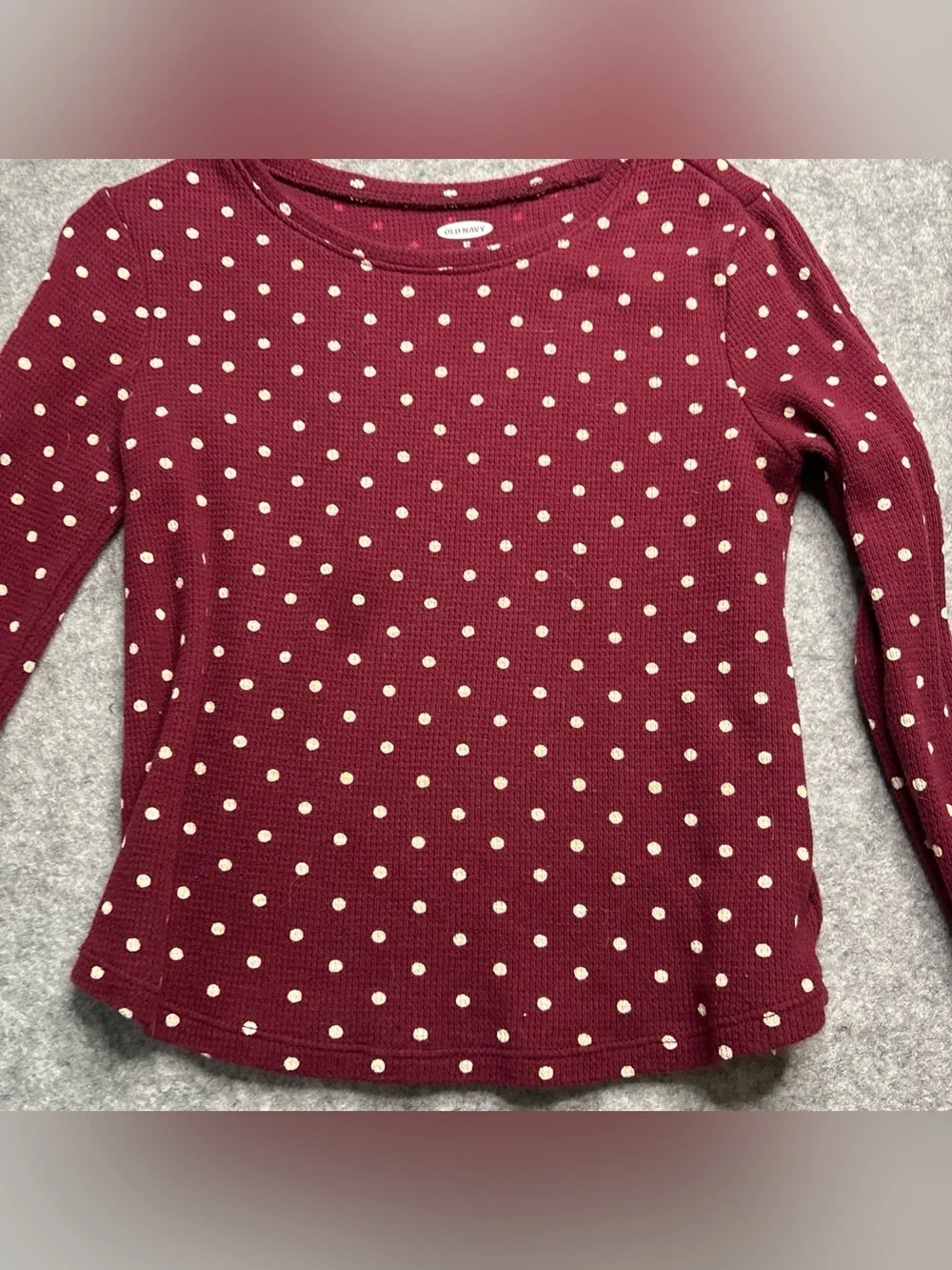 Old Navy Maroon Long Sleeve Thermal Tee with Cream Polka Dots